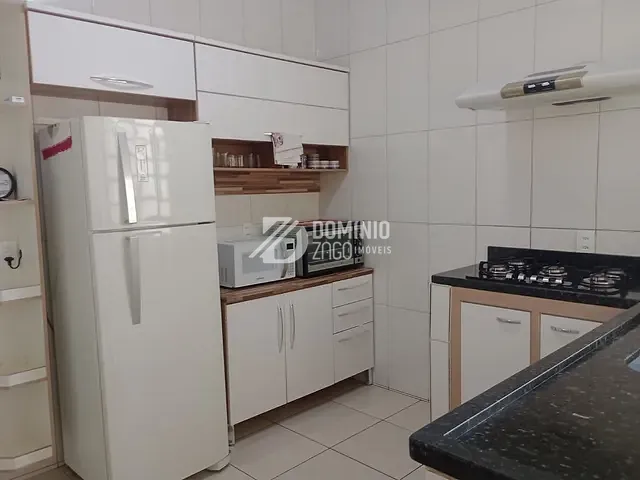 Casa 3 quartos e 2 banheiros, à venda, no bairro Jardim Maracanã em Uberaba