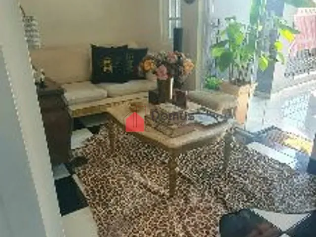 Casa com 213m² 2 quartos e 1 banheiro, à venda, no bairro Chácara São Silvestre em Taubaté