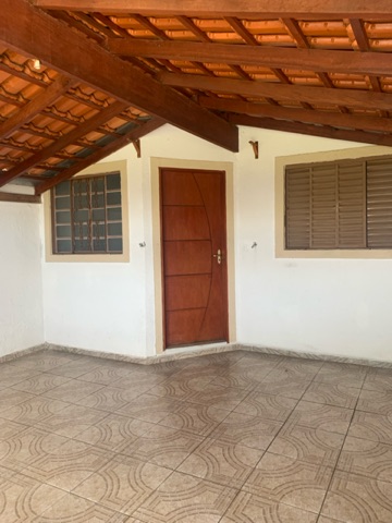 Casa com 150m² 2 quartos e 1 banheiro, à venda, no bairro Jardim Regina (Moreira César) em Pindamonhangaba