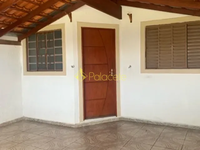 Casa com 150m² 2 quartos e 1 banheiro, à venda, no bairro Jardim Regina (Moreira César) em Pindamonhangaba