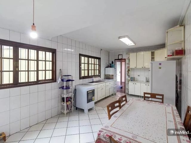 Casa com 200m² 3 quartos e 2 banheiros, à venda, no bairro Jardim D'abril em Osasco