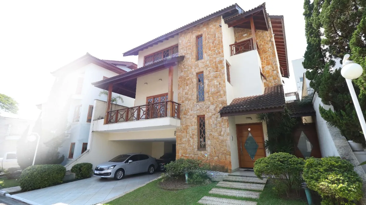 Casa no condomínio Condomínio Residencial Chácara Francesa para venda com 5 quartos, sendo 4 suítes, 444m²