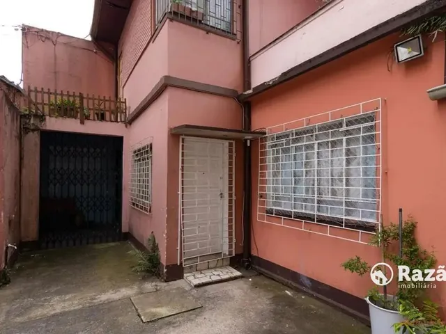 Casa 2 quartos e 1 banheiro, para alugar, no bairro Centro em Curitiba
