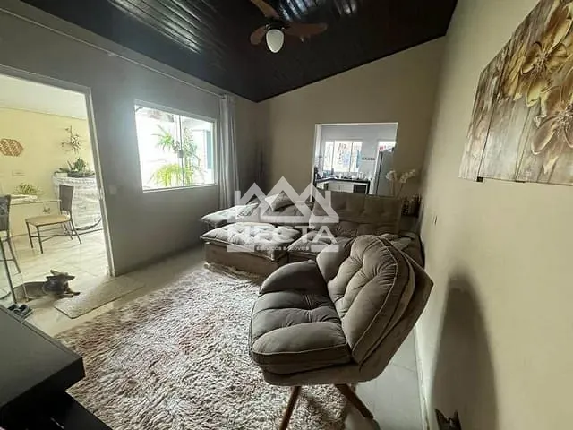 Casa com 150m² 2 quartos e 2 banheiros, à venda, no bairro Jaraguá em São Sebastião