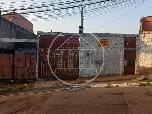 Casa com 300m² 2 quartos e 2 banheiros, à venda, no bairro Jardim Santa Rita em São Paulo