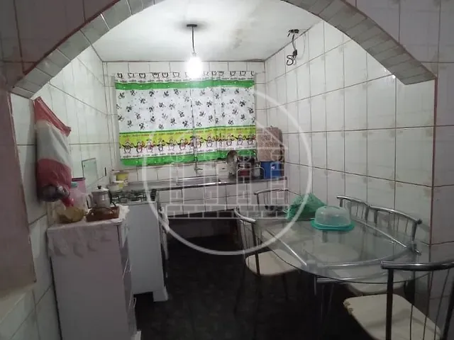 Casa com 300m² 2 quartos e 2 banheiros, à venda, no bairro Jardim Santa Rita em São Paulo