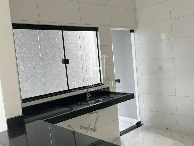 Casa com 125m² 2 quartos e 2 banheiros, à venda, no bairro Residencial Buena Vista I em Goiânia