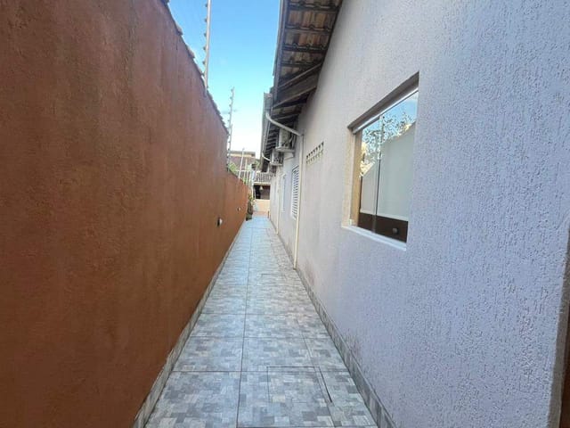Casa 3 quartos e 3 banheiros, à venda ou para alugar, no bairro Maitinga em Bertioga