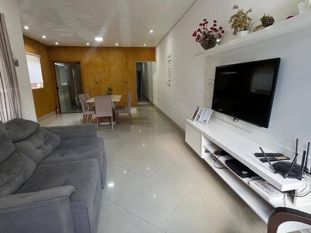 Casa 3 quartos e 3 banheiros, à venda ou para alugar, no bairro Maitinga em Bertioga