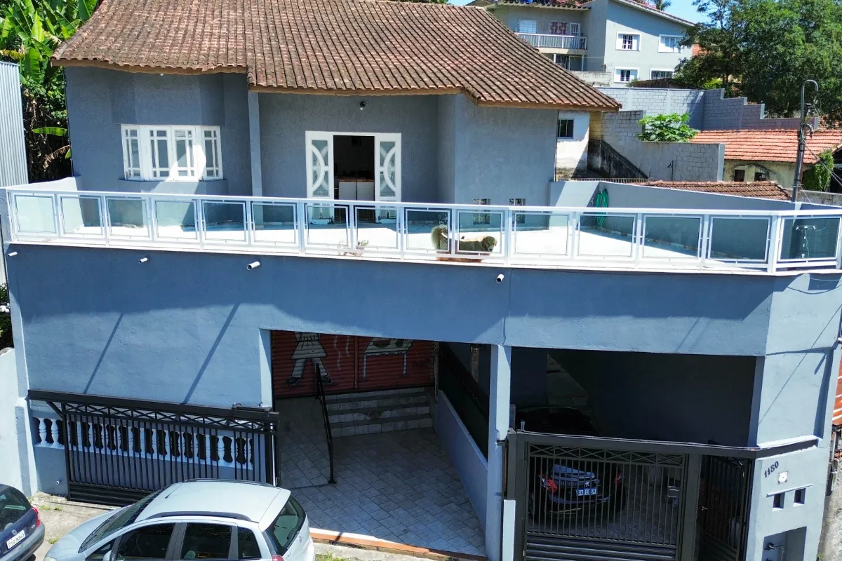 Casa para venda em Ponte Seca com 3 quartos, sendo 1 suíte, 299m²