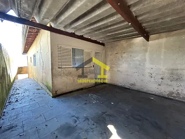 Casa 2 quartos e 2 banheiros, à venda, no bairro Jardim das Nações em Itatiba