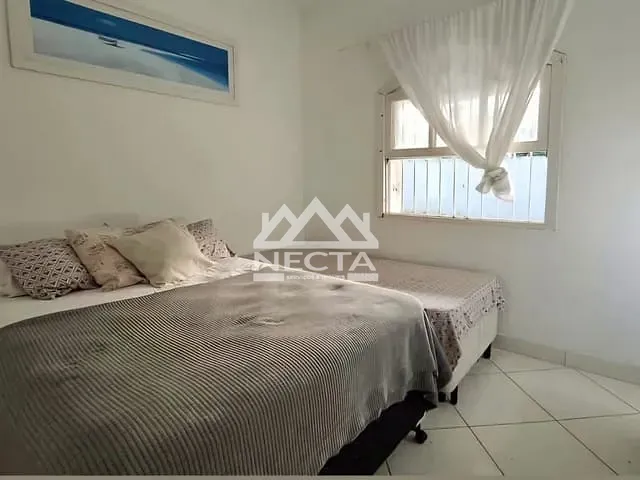Casa 2 quartos e 1 banheiro, para alugar, no bairro Martim de Sá em Caraguatatuba
