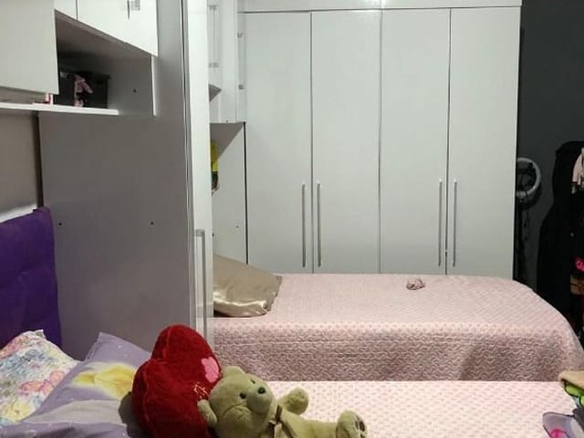 Casa com 250m² 2 quartos e 2 banheiros, à venda, no bairro Jardim das Cerejeiras em Cotia
