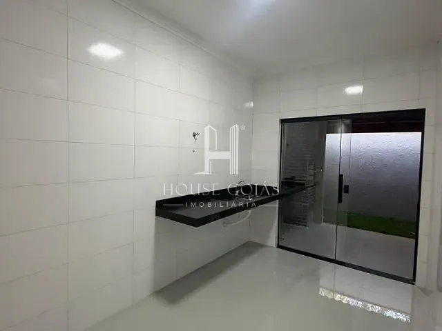 Casa com 120m² 2 quartos e 2 banheiros, à venda, no bairro Jardim Marques de Abreu em Goiânia