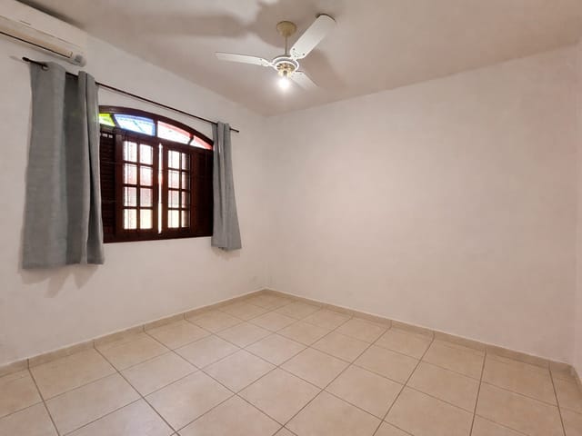 Casa com 170m² 3 quartos e 3 banheiros, à venda, no bairro Vista Linda em Bertioga