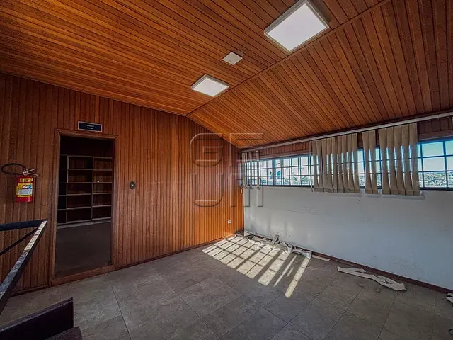 Casa com 380m², para alugar, no bairro Vila Zelina em Londrina