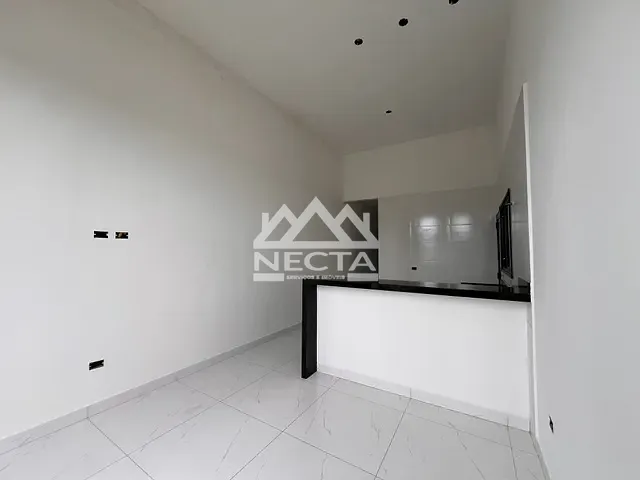 Casa com 147m² 3 quartos e 2 banheiros, à venda, no bairro Golfinhos em Caraguatatuba