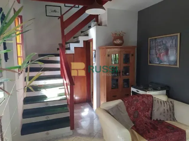 Casa com 250m² 4 quartos e 3 banheiros, à venda, no bairro Urbanova I em São José dos Campos