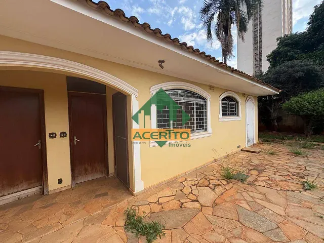 Casa com 1200m², para alugar, no bairro Vila Mendonça em Araçatuba