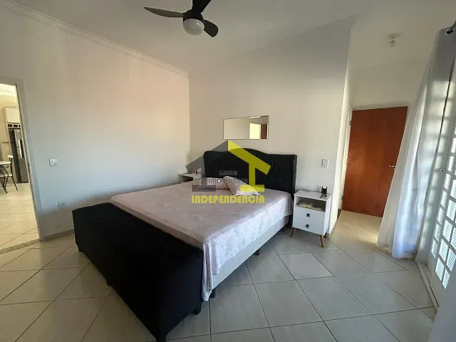 Casa com 180m² 3 quartos e 2 banheiros, à venda, no bairro Loteamento Residencial Terra Nova em Itatiba