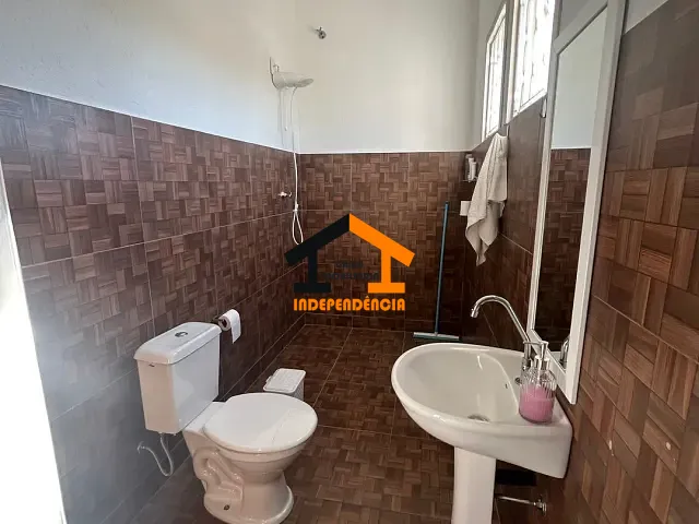 Casa com 180m² 3 quartos e 2 banheiros, à venda, no bairro Loteamento Residencial Terra Nova em Itatiba