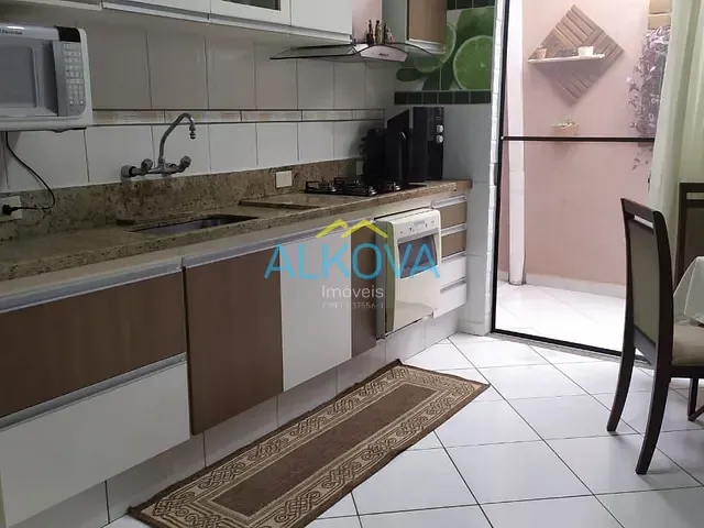 Casa com 300m² 3 quartos e 3 banheiros, à venda, no bairro Villa Branca em Jacareí