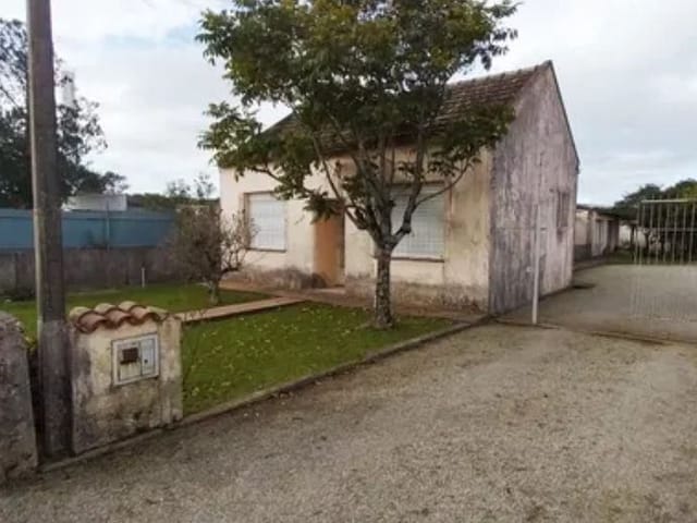 Casa com 709m² 3 quartos e 2 banheiros, à venda, no bairro Três Vendas em Pelotas