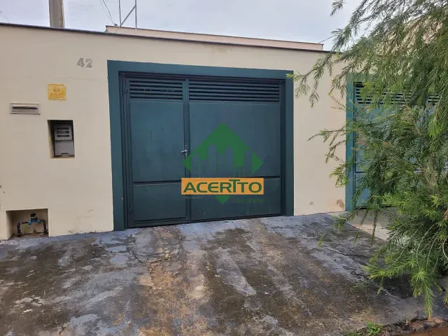 Casa com 150m² 2 quartos e 2 banheiros, para alugar, no bairro Parque Baguaçu em Araçatuba