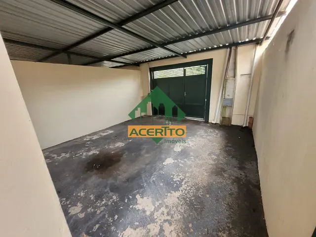 Casa com 150m² 2 quartos e 2 banheiros, para alugar, no bairro Parque Baguaçu em Araçatuba