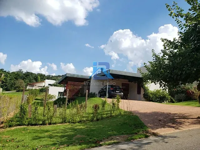 Casa com 1000m² 3 quartos e 3 banheiros, à venda, no bairro Loteamento Village das Palmeiras em Itatiba