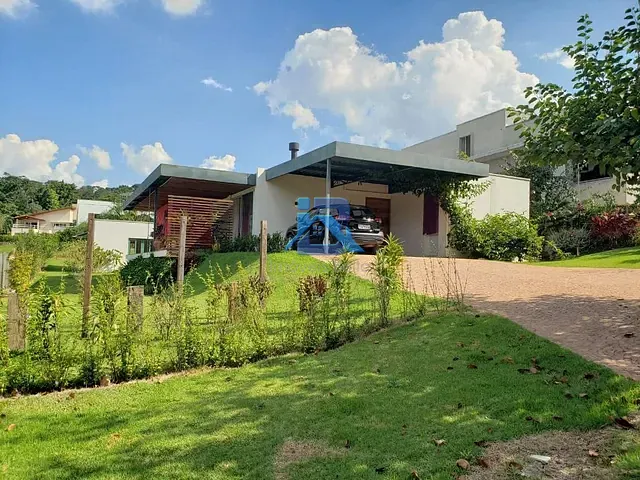 Casa com 1000m² 3 quartos e 3 banheiros, à venda, no bairro Loteamento Village das Palmeiras em Itatiba