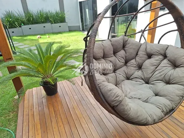 Casa 2 quartos e 3 banheiros, à venda, no bairro Fabrício em Uberaba