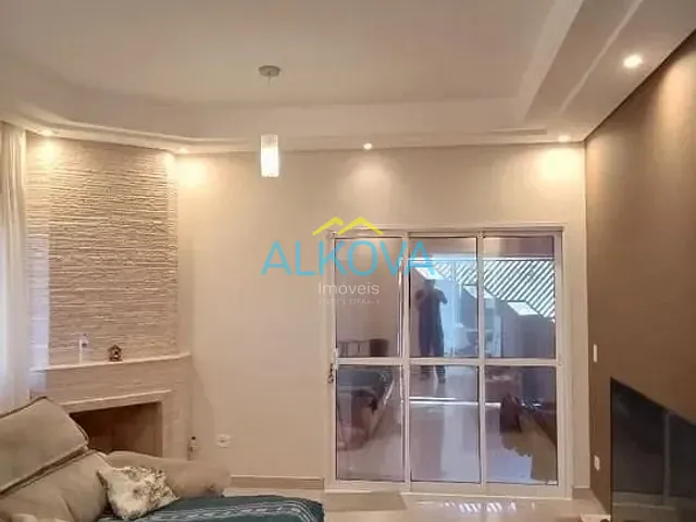 Casa com 270m² 4 quartos e 3 banheiros, à venda, no bairro Vila Das Flores em São José dos Campos