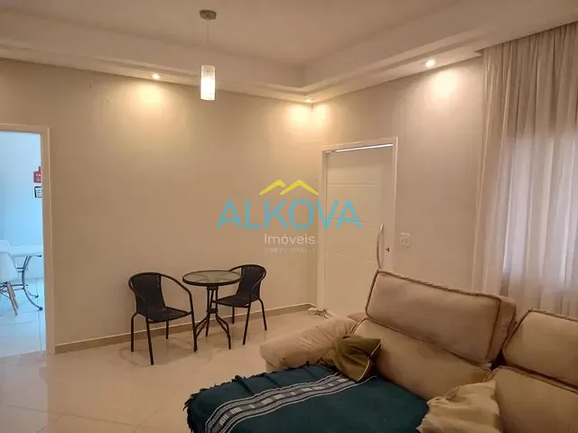 Casa com 270m² 4 quartos e 3 banheiros, à venda, no bairro Vila Das Flores em São José dos Campos