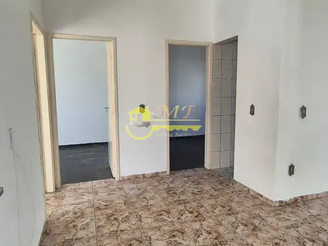 Casa com 300m² 3 quartos e 1 banheiro, para alugar, no bairro Parque Universitário de Viracopos em Campinas