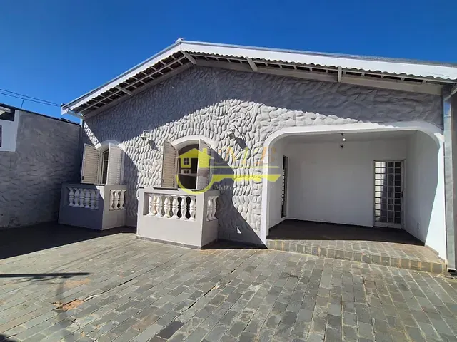 Casa com 300m² 3 quartos e 1 banheiro, para alugar, no bairro Parque Universitário de Viracopos em Campinas