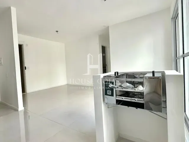 Apartamento 2 quartos e 2 banheiros, à venda, no bairro Setor Bueno em Goiânia