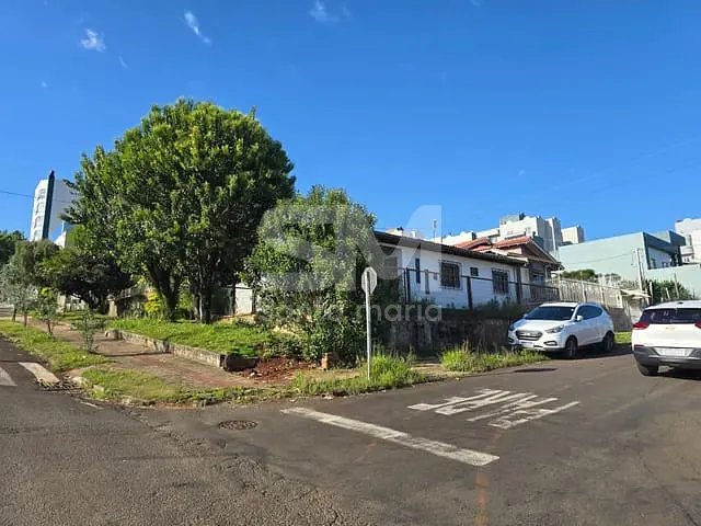 Casa com 239m² 3 quartos e 1 banheiro, à venda, no bairro Santa Maria em Chapecó