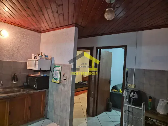 Casa com 263m² 2 quartos e 2 banheiros, à venda, no bairro Núcleo Residencial Porto Seguro em Itatiba
