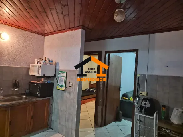 Casa com 263m² 2 quartos e 2 banheiros, à venda, no bairro Núcleo Residencial Porto Seguro em Itatiba