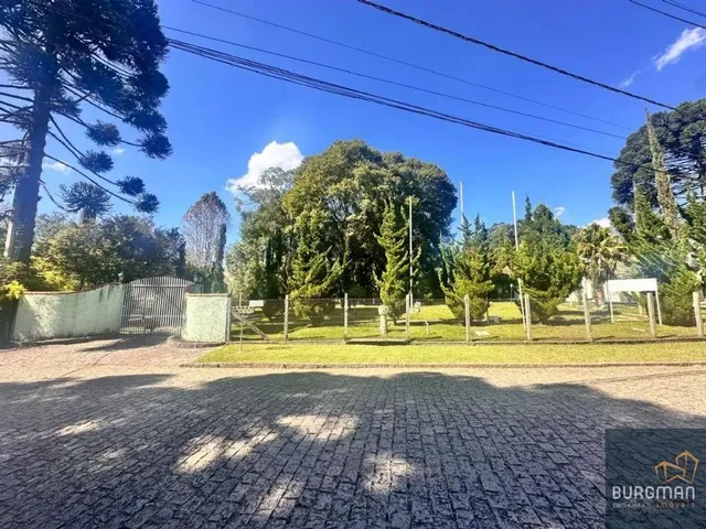 Casa 4 quartos e 3 banheiros, à venda, no bairro São Sebastião em São José Dos Pinhais