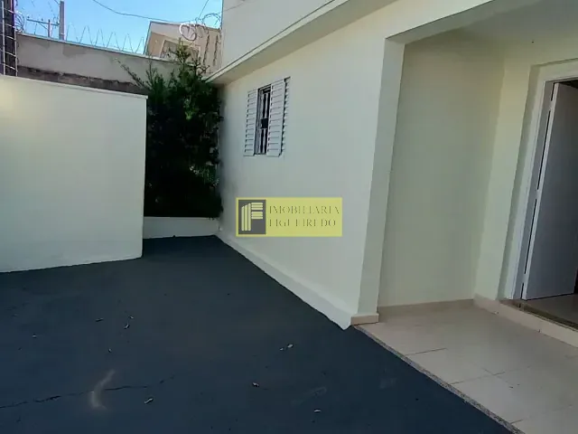 Casa com 80m² 2 quartos e 1 banheiro, para alugar, no bairro Parque Industrial em São José do Rio Preto
