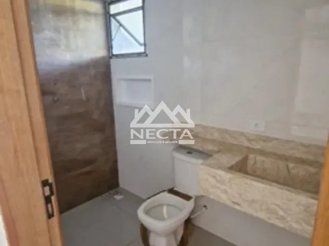 Casa com 65m² 2 quartos e 1 banheiro, à venda, no bairro Balneário dos Golfinhos em Caraguatatuba