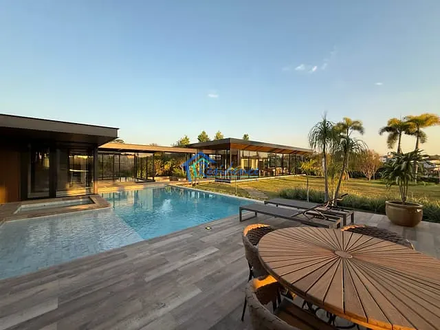 Casa com 2180m² 8 quartos e 10 banheiros, à venda, no bairro Reserva Petrus em Indaiatuba