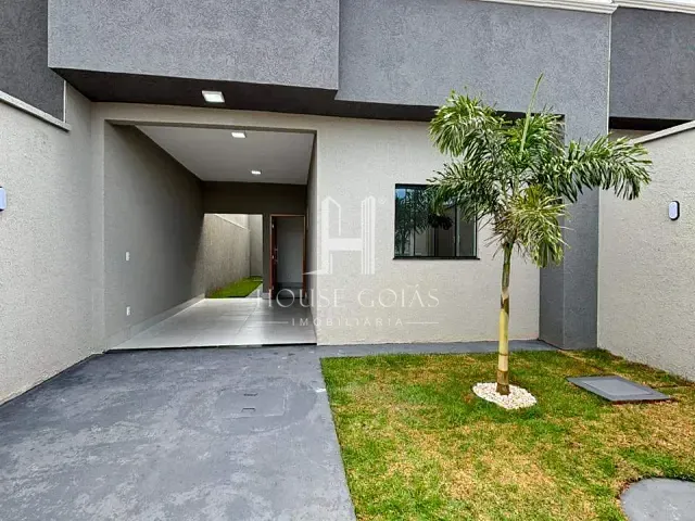 Casa com 180m² 2 quartos e 2 banheiros, à venda, no bairro Parque Montreal em Aparecida de Goiânia
