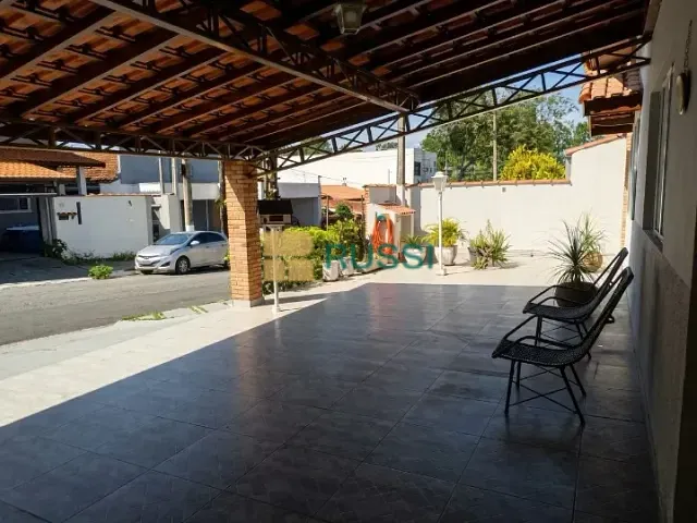 Casa com 252m² 3 quartos e 3 banheiros, à venda, no bairro Urbanova em São José dos Campos