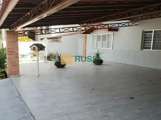 Casa com 252m² 3 quartos e 3 banheiros, à venda, no bairro Urbanova em São José dos Campos