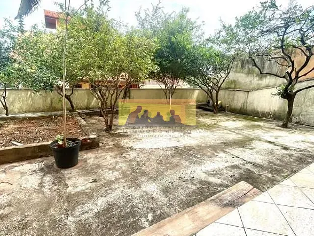 Casa com 300m² 4 quartos e 4 banheiros, à venda ou para alugar, no bairro Parque das Flores em Campinas