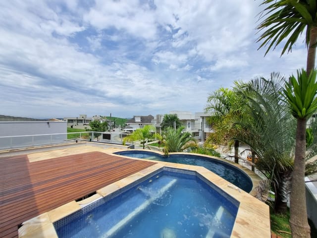 Casa com 460m² 4 quartos e 6 banheiros, à venda, no bairro Condomínio Residencial Jaguary em São José dos Campos