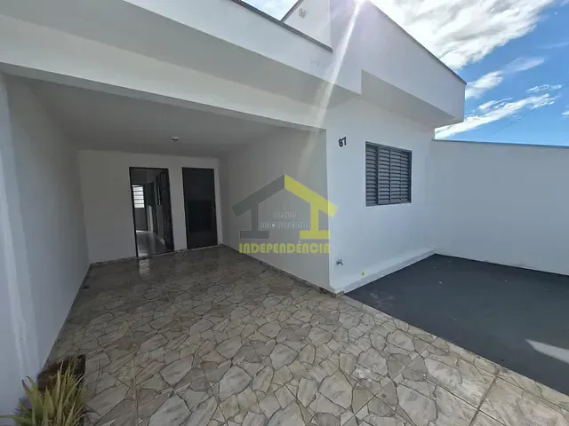 Casa com 125m² 2 quartos e 1 banheiro, à venda, no bairro Loteamento Rei de Ouro em Itatiba